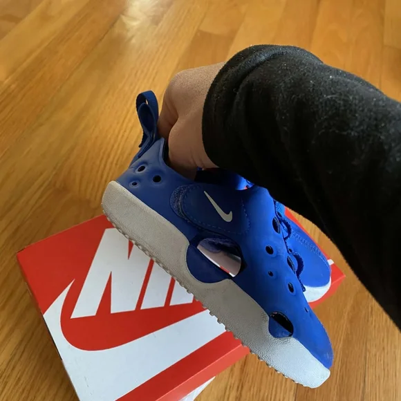 Nike Sunray Protect 4 Kids Royal Blue Water Shoe Size 6c - Picture 11 of 11